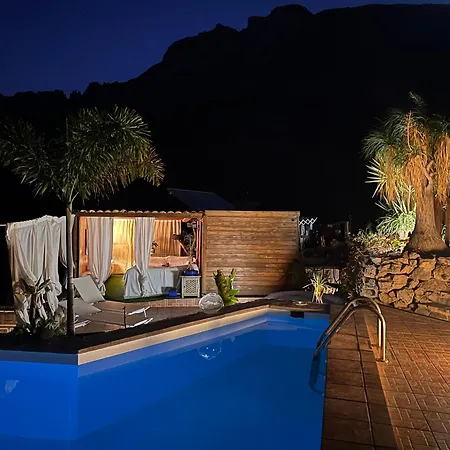 Lägenhet Studio Bed-room In Quiet Montain - Swimming Pool, Jacuzzi, Wifi, Tv Outdoor Chill Out - La Lezardiere *